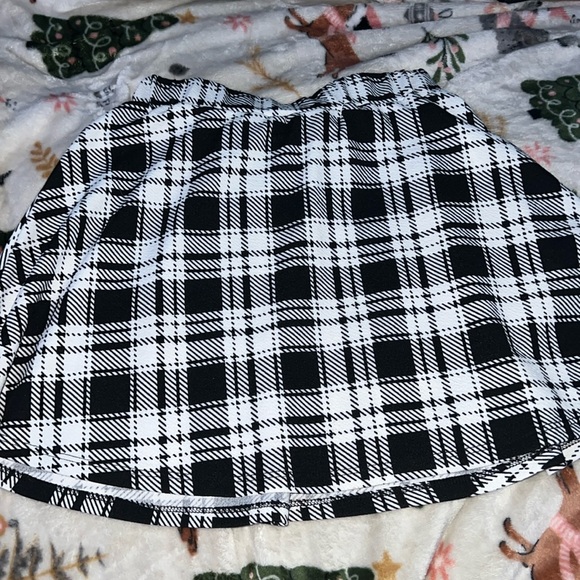 Checkered skater skirt - Picture 1 of 2